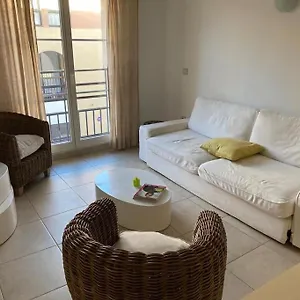 Appartement Climatise 50m2 Centre Du Village, Porquerolles